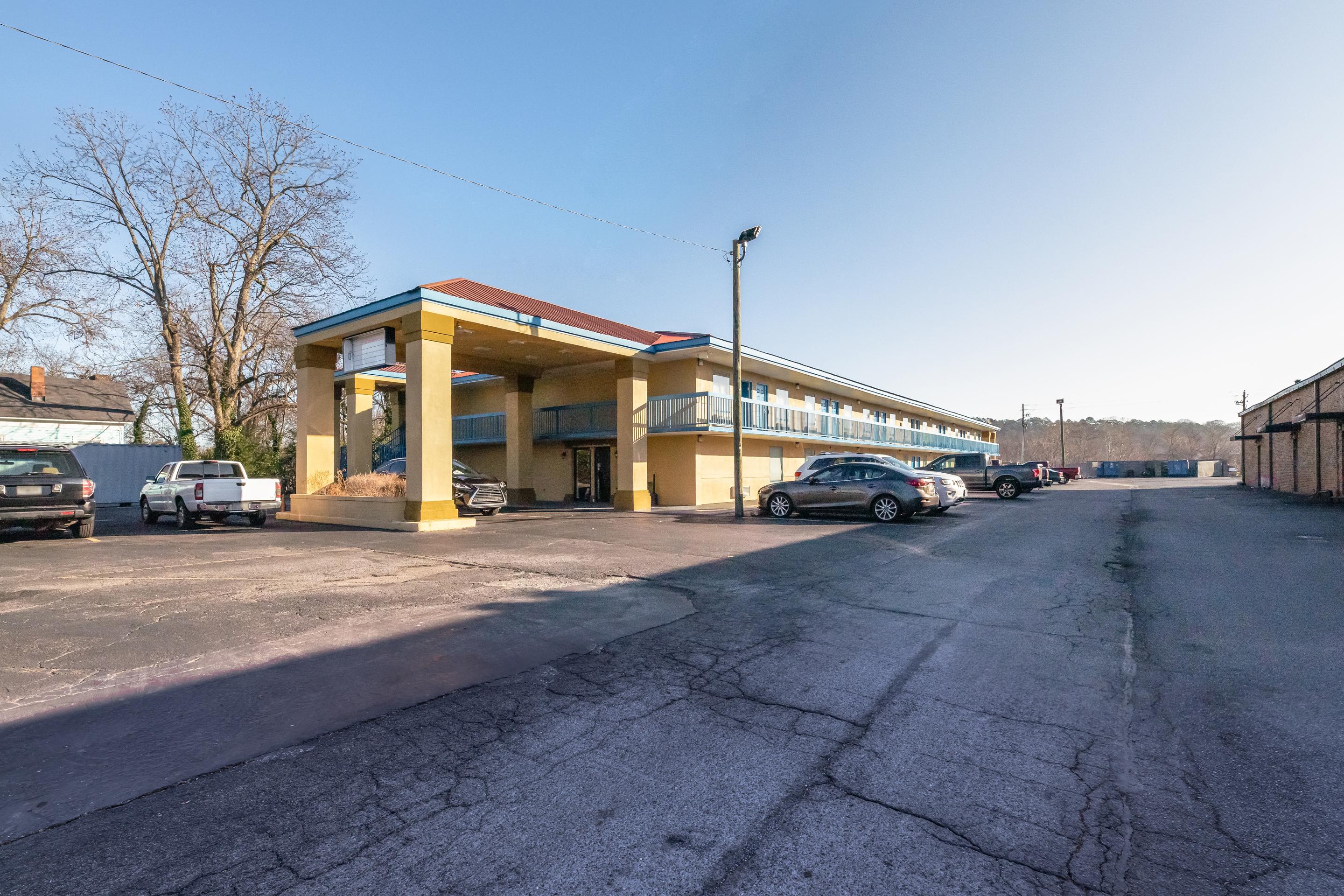 Oyo Hotel Rome Ga Historic District Dış mekan fotoğraf