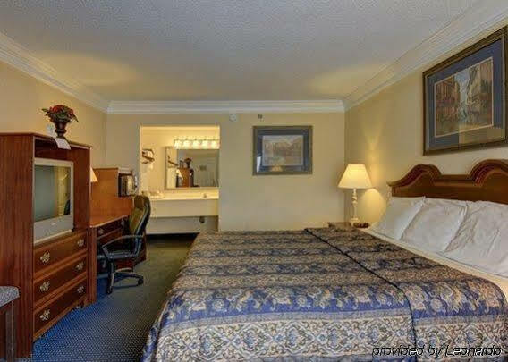 Oyo Hotel Rome Ga Historic District Dış mekan fotoğraf