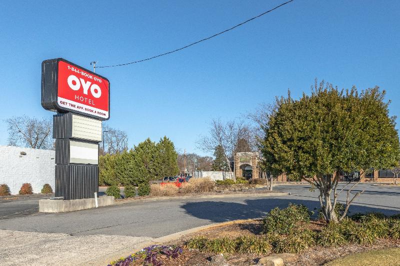 Oyo Hotel Rome Ga Historic District Dış mekan fotoğraf